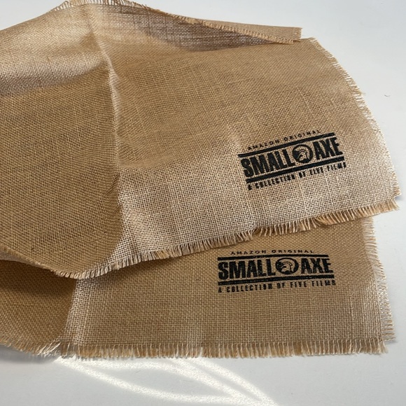 🤍 2 burlap Place settings - Picture 3 of 4